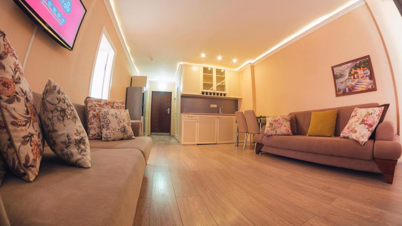 Apart Hotel Orbi Batumi Exterior photo